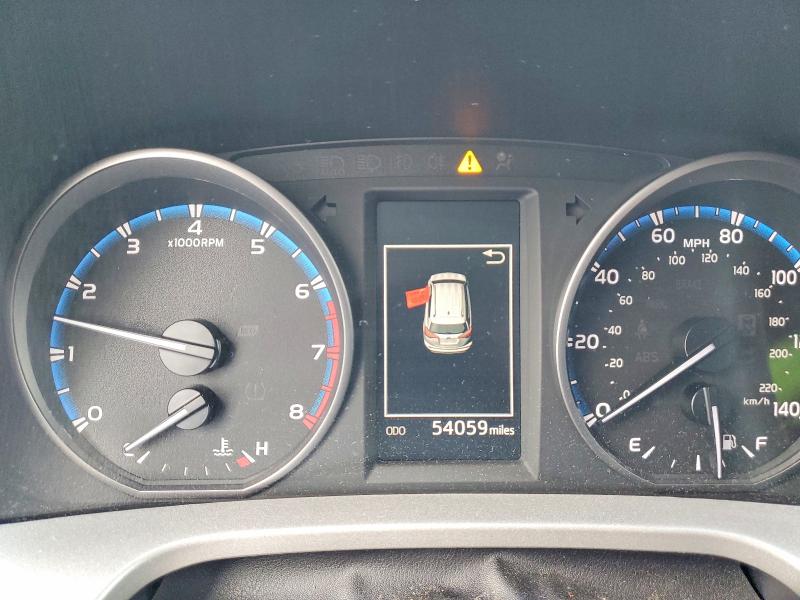 Photo 9 from auction – 2018 TOYOTA RAV4 ADVEN with VIN 2T3RFREV2JW703286
