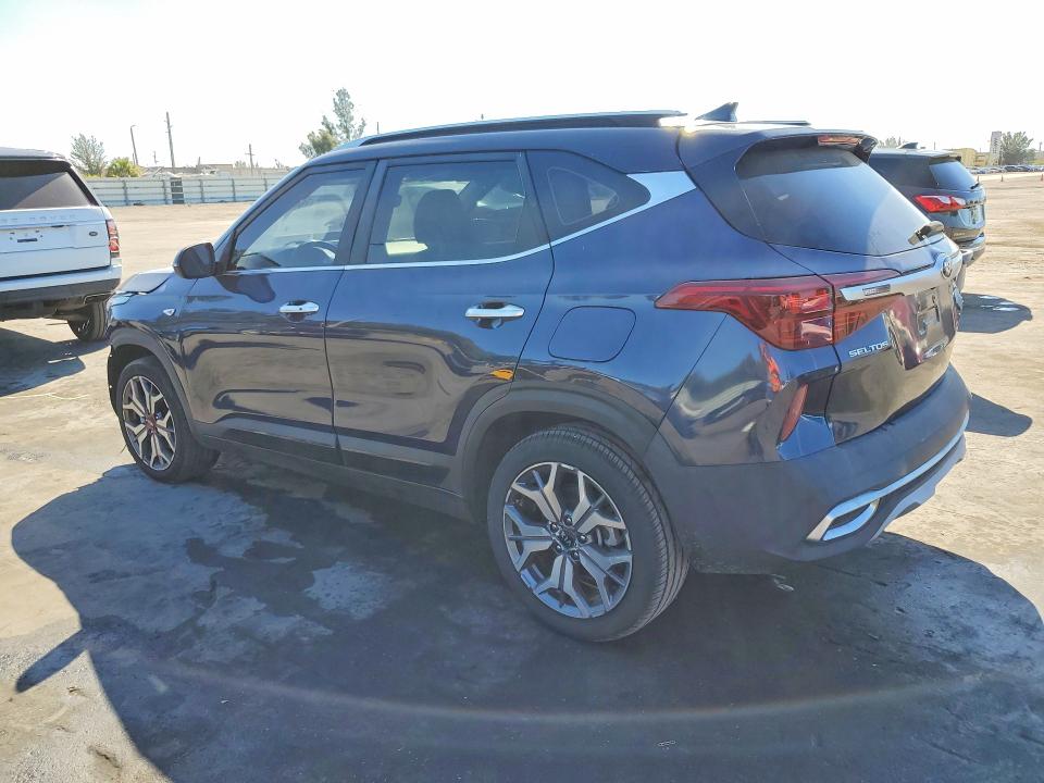 Photo 2 from auction – 2021 KIA SELTOS SX with VIN KNDETCA2XM7158938