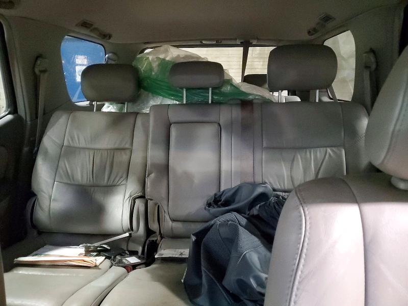 Photo 10 from auction – 2002 TOYOTA SEQUOIA with VIN 5TDBT48A02S117856