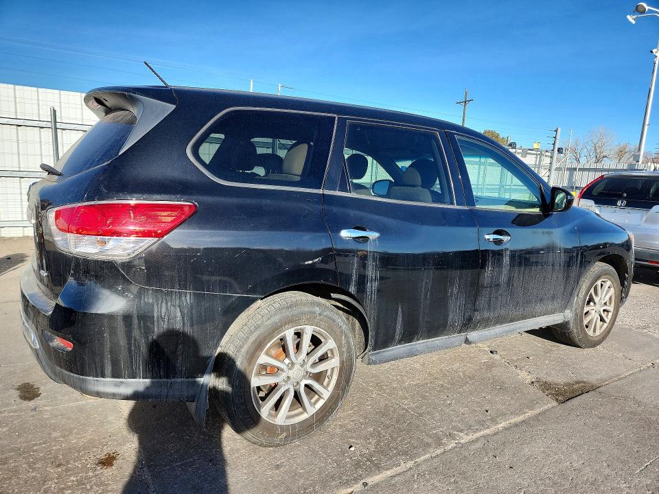 Photo 3 from auction – 2015 NISSAN PATHFINDER with VIN 5N1AR2MM8FC615319