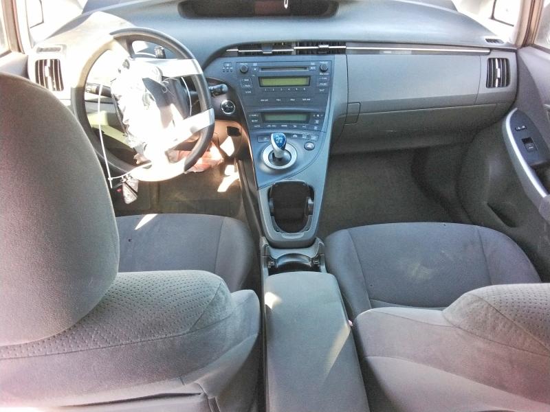 Photo 8 from auction – 2010 TOYOTA PRIUS with VIN JTDKN3DUXA0051256