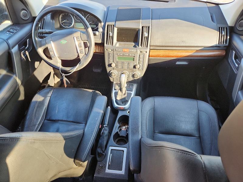 Photo 8 from auction – 2010 LAND ROVER LR2 HSE TE with VIN SALFT2BN6AH165259