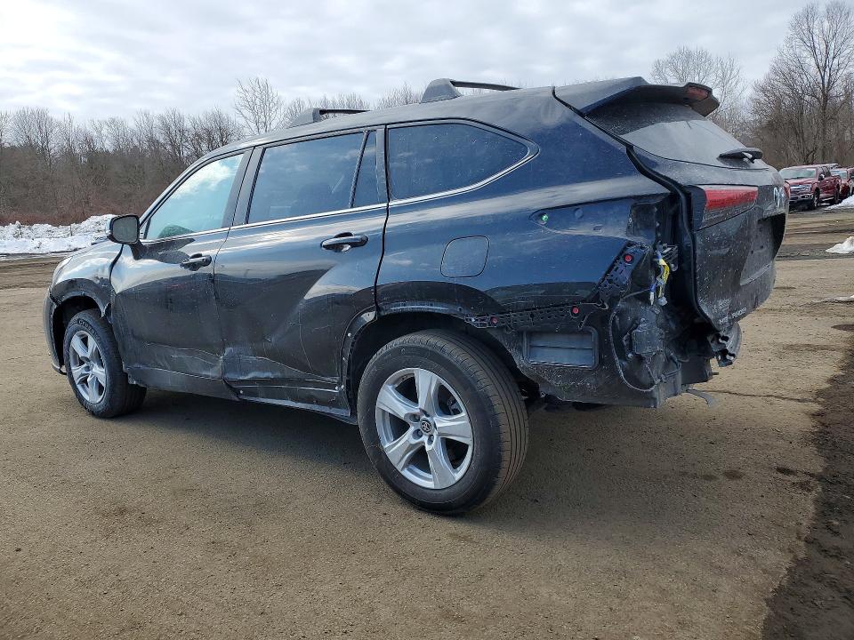 Photo 2 from auction – 2023 TOYOTA HIGHLANDER with VIN 5TDKDRBHXPS519438