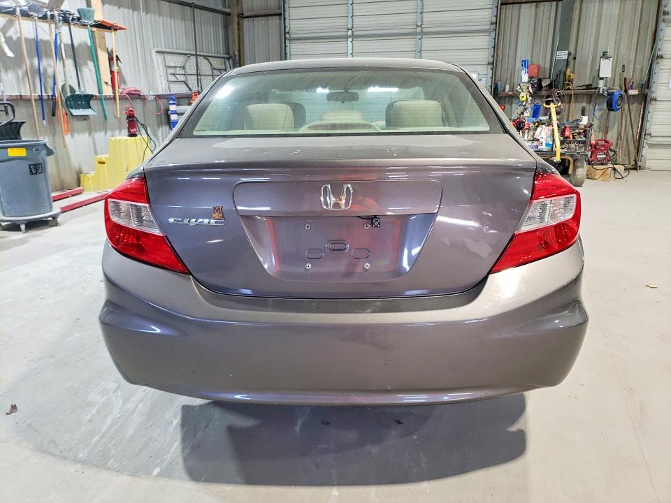 Photo 6 from auction – 2012 HONDA CIVIC with VIN 19XFB2F53CE070638