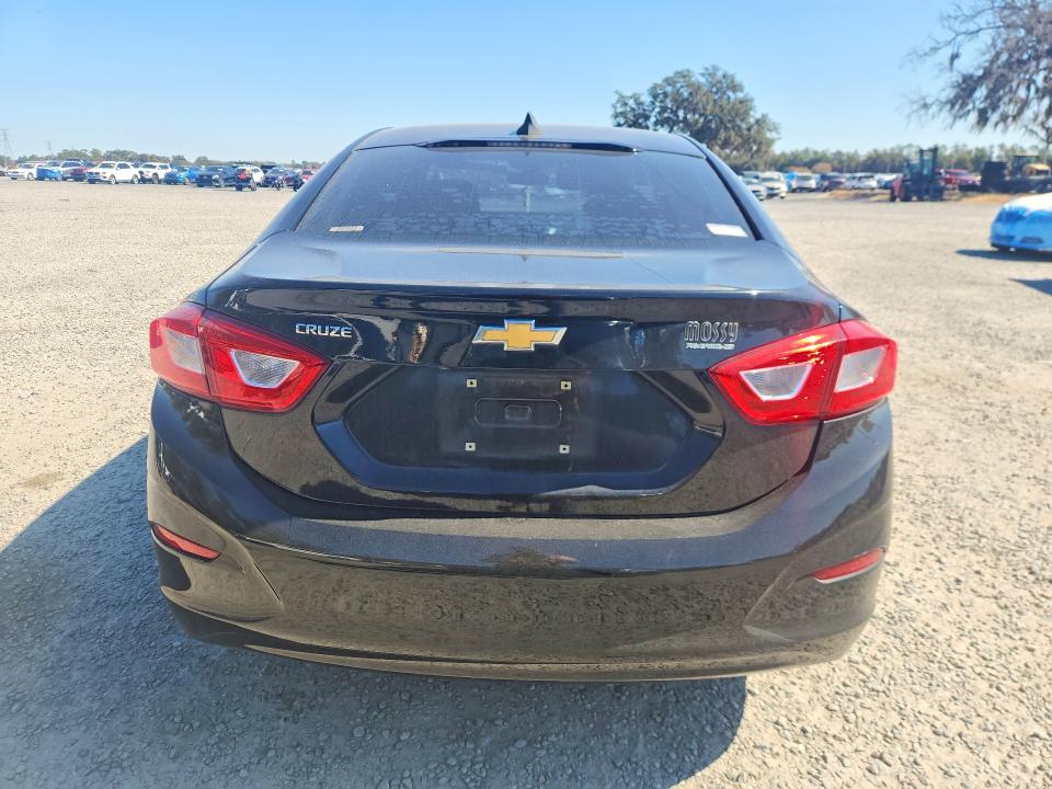 Photo 6 from auction – 2017 CHEVROLET CRUZE with VIN 1G1BC5SM5H7268583
