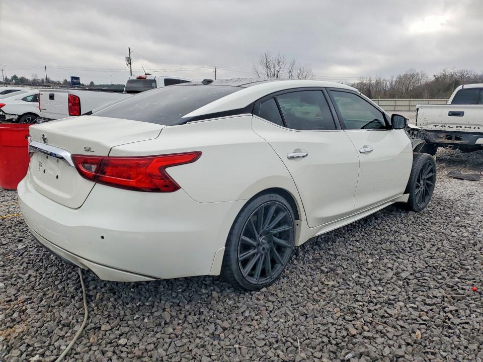 Photo 3 from auction – 2017 NISSAN MAXIMA 3.5 with VIN 1N4AA6AP3HC448135