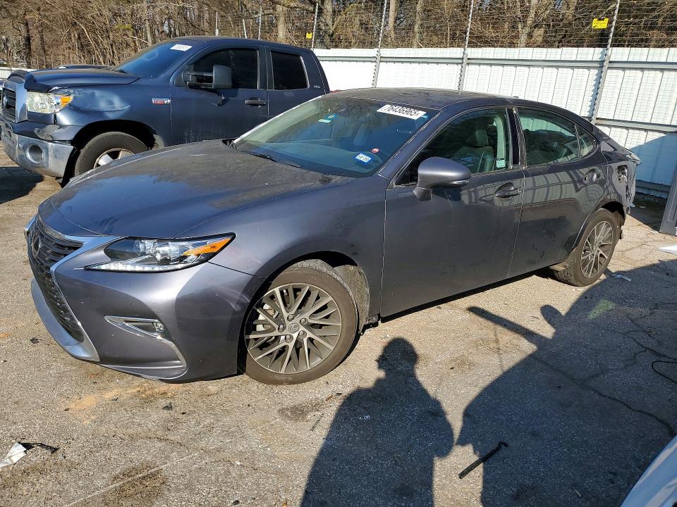 LEXUS ES 2017 с VIN 58ABK1GG8HU073444 - Фото с аукциона