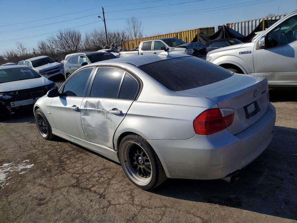 Photo 2 from auction – 2007 BMW 328 XI with VIN WBAVC93507KZ70077