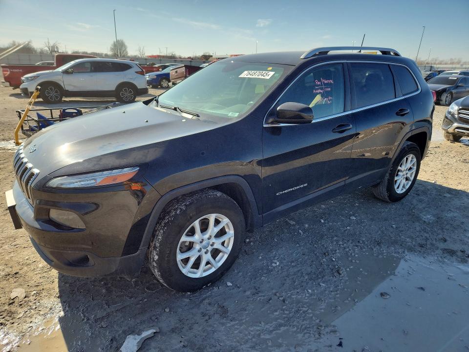 JEEP CHEROKEE 2017 with VIN 1C4PJMCS6HW628671 - Photo from auction