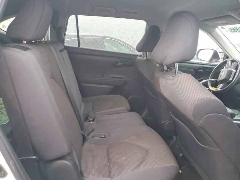 Photo 11 from auction – 2023 TOYOTA HIGHLANDER with VIN 5TDBBRCH2PS589262