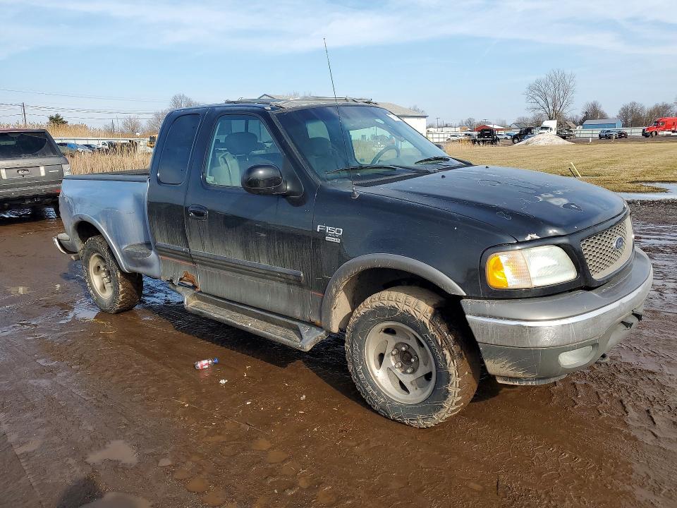 Photo 4 from auction – 2002 FORD F150 with VIN 1FTRX18LX2NC04818