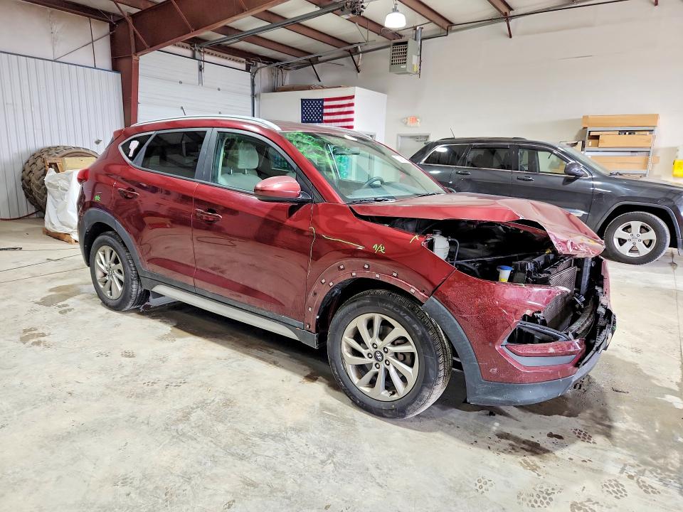 Photo 4 from auction – 2017 HYUNDAI TUCSON with VIN KM8J3CA45HU414017