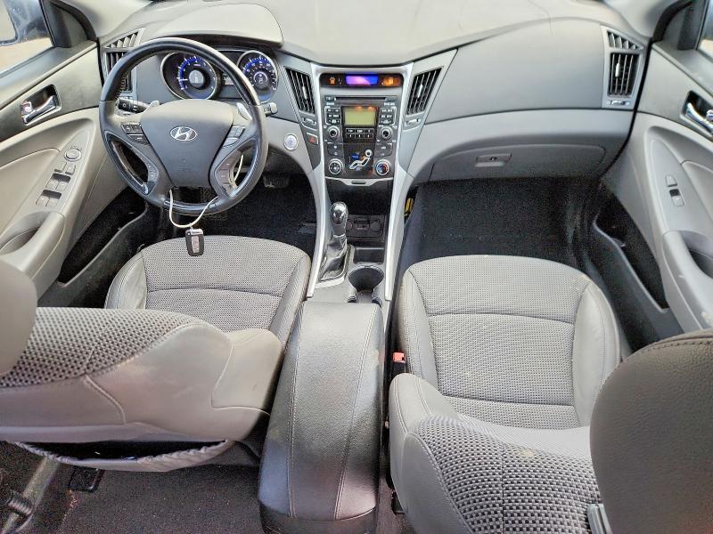 Photo 8 from auction – 2011 HYUNDAI SONATA with VIN 5NPEC4AC9BH286854