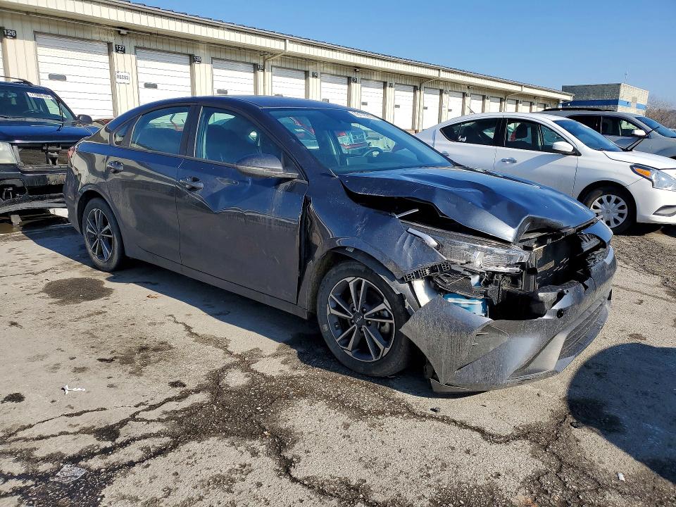 Photo 4 from auction – 2024 KIA FORTE with VIN 3KPF24AD4RE715221