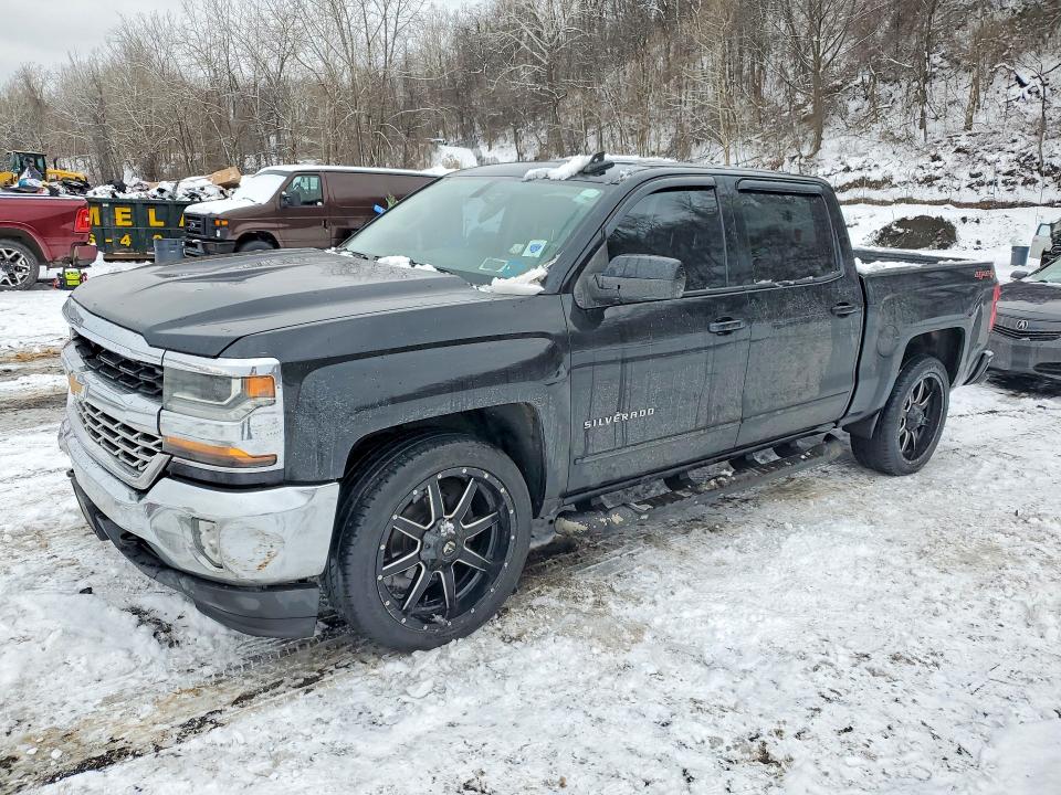 CHEVROLET SILVERADO 2016 with VIN 3GCUKREH5GG326896 - Photo from auction