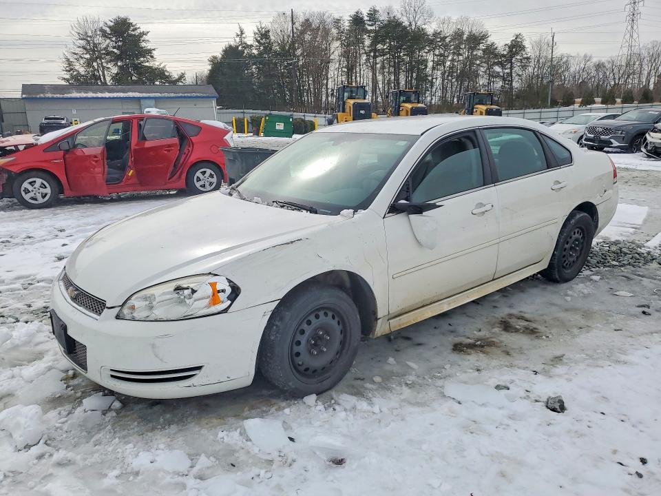 CHEVROLET IMPALA LIMITED 2014 with VIN 2G1WA5E32E1165110 - Photo from auction