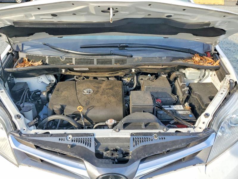 Photo 11 from auction – 2020 TOYOTA SIENNA LE with VIN 5TDKZ3DC6LS042727