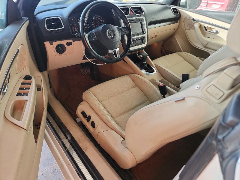 Photo 8 from auction – 2011 VOLKSWAGEN EOS with VIN WVWBW7AH1BV002527