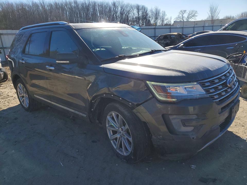 Photo 4 from auction – 2017 FORD EXPLORER L with VIN 1FM5K7FH2HGE09072