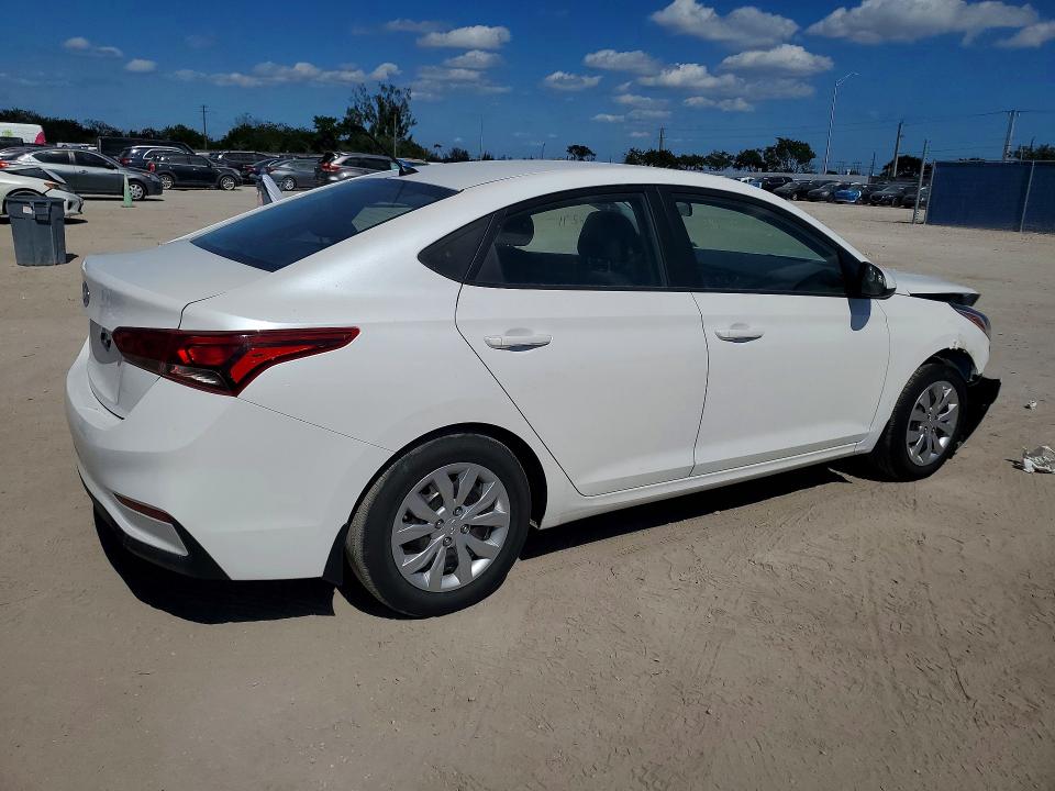 Photo 3 from auction – 2019 HYUNDAI ACCENT with VIN 3KPC24A32KE040288