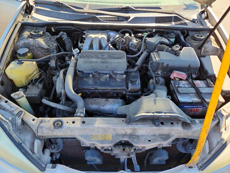 Photo 11 from auction – 2002 TOYOTA CAMRY with VIN JTDBF30K120056929