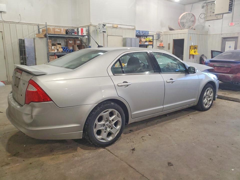 Photo 3 from auction – 2011 FORD FUSION with VIN 3FAHP0HA9BR134090