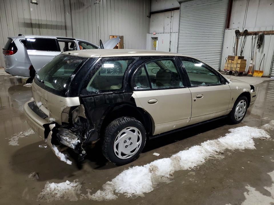 Photo 3 from auction – 2001 SATURN SW2 with VIN 1G8ZN82751Z263898