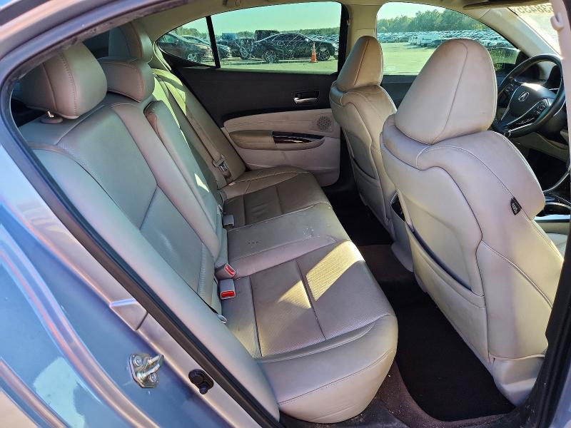 Photo 10 from auction – 2015 ACURA TLX with VIN 19UUB2F75FA004139
