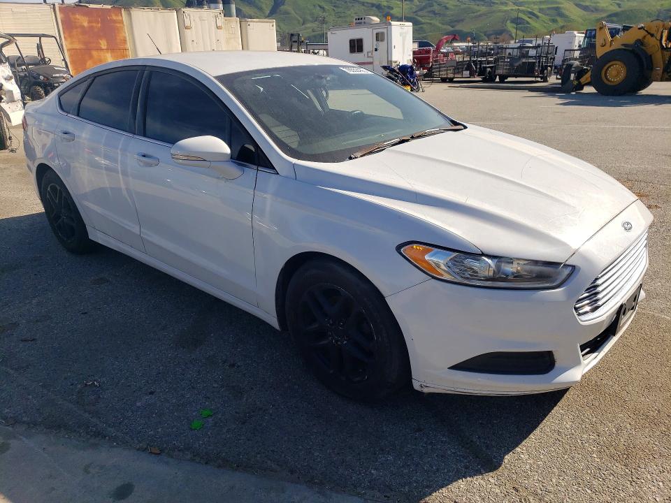 Photo 4 from auction – 2016 FORD FUSION SE with VIN 3FA6P0HD9GR250253