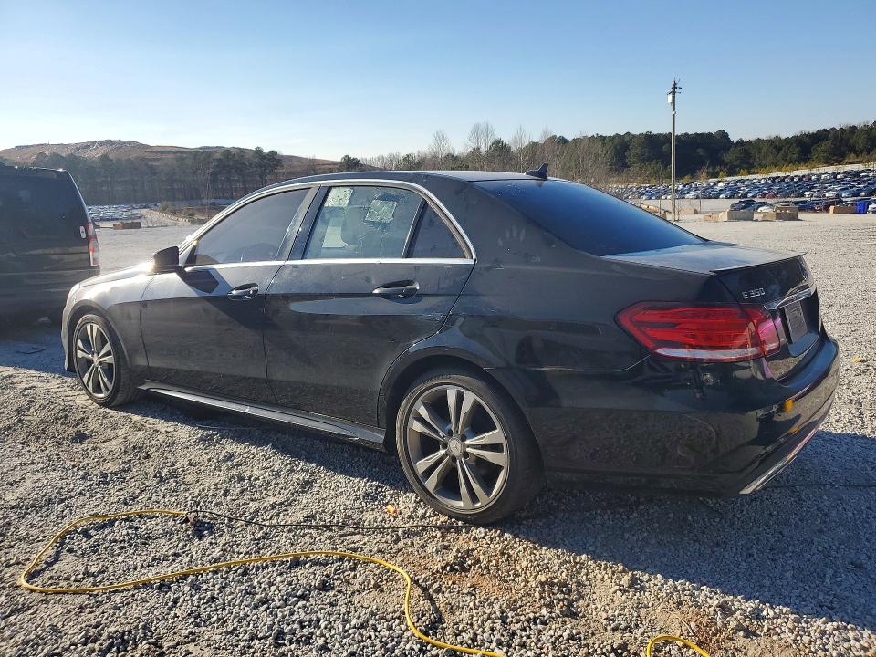 Photo 2 from auction – 2015 MERCEDES-BENZ E with VIN WDDHF5KB5FB084557