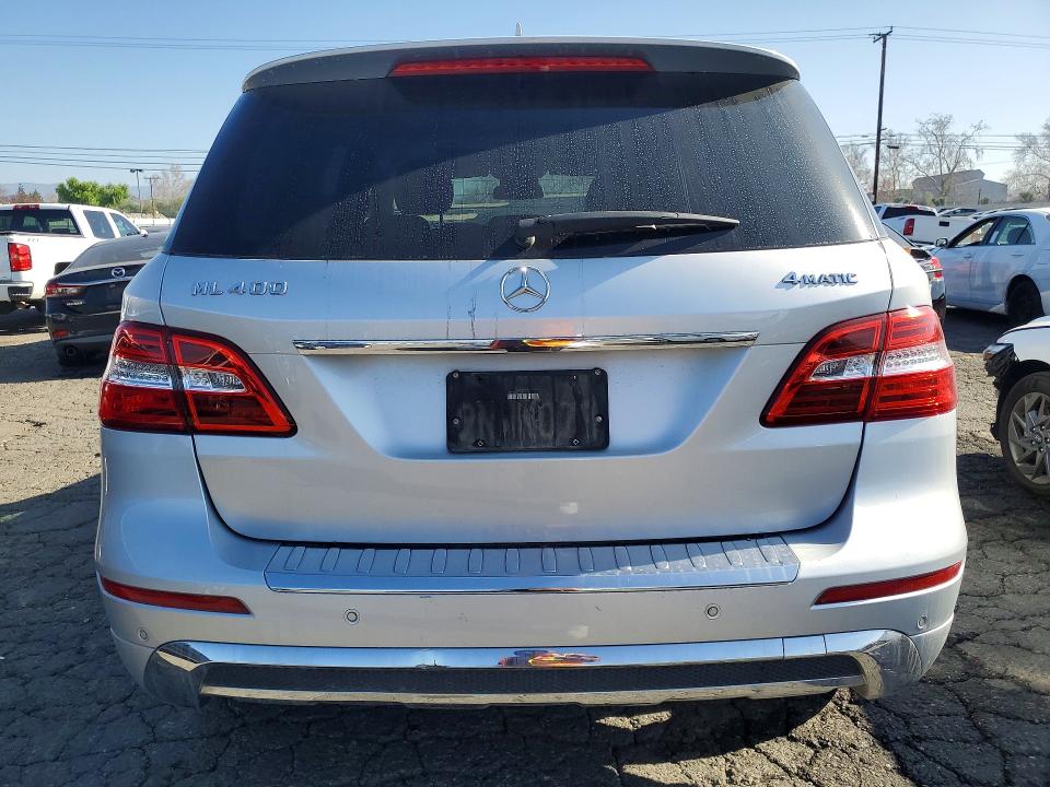 Photo 6 from auction – 2015 MERCEDES-BENZ ML with VIN 4JGDA5GB9FA581080