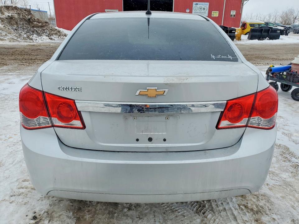 Photo 6 from auction – 2013 CHEVROLET CRUZE with VIN 1G1PL5SH7D7124052