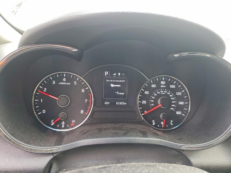 Photo 9 from auction – 2017 KIA FORTE with VIN 3KPFL4A75HE057429
