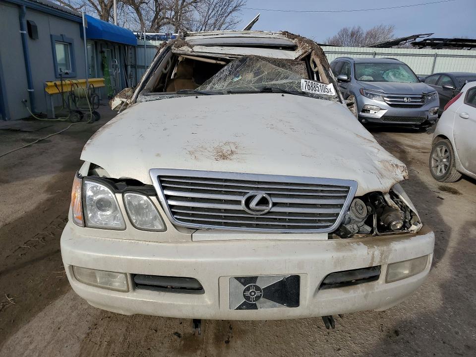 Photo 5 from auction – 2000 LEXUS LX 470 with VIN JT6HT00W0Y0087884