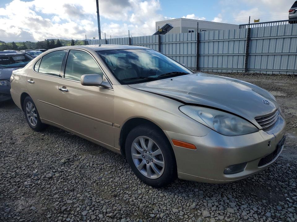 Photo 4 from auction – 2002 LEXUS ES with VIN JTHBF30G820064388