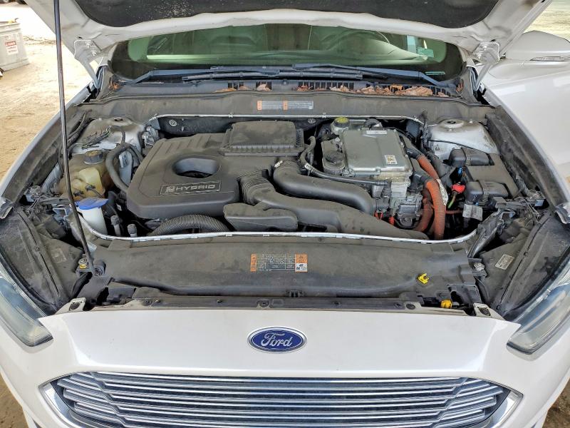 Photo 11 from auction – 2015 FORD FUSION with VIN 3FA6P0LU5FR253575
