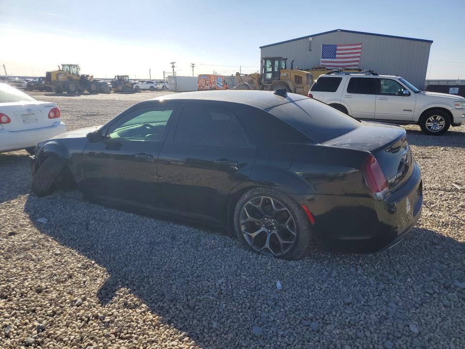 Photo 2 from auction – 2016 CHRYSLER 300 with VIN 2C3CCABG8GH128484