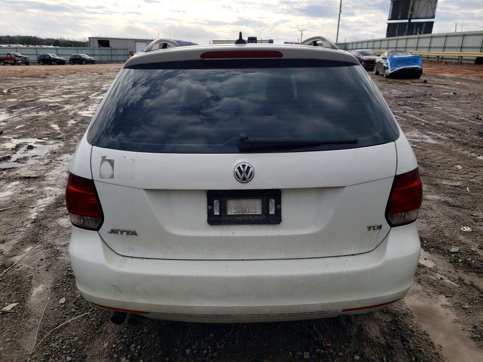 Photo 6 from auction – 2014 VOLKSWAGEN JETTA with VIN 3VWML7AJ9EM621148
