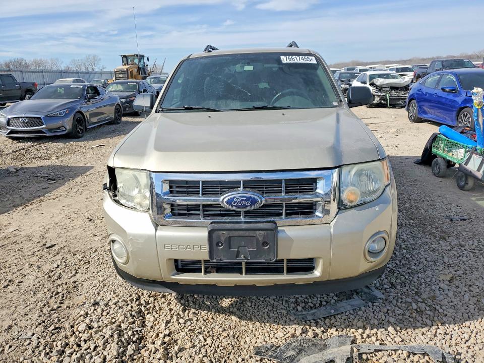Photo 5 from auction – 2010 FORD ESCAPE XLT with VIN 1FMCU0D7XAKA86475