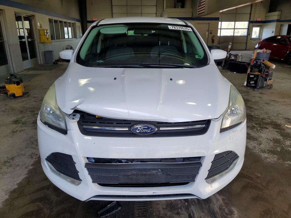 Photo 5 from auction – 2016 FORD ESCAPE with VIN 1FMCU0GX5GUA42179