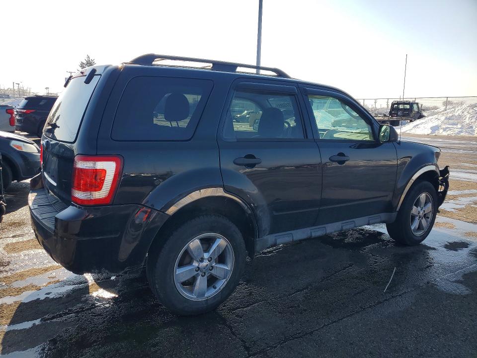 Photo 3 from auction – 2012 FORD ESCAPE with VIN 1FMCU0D75CKB29350
