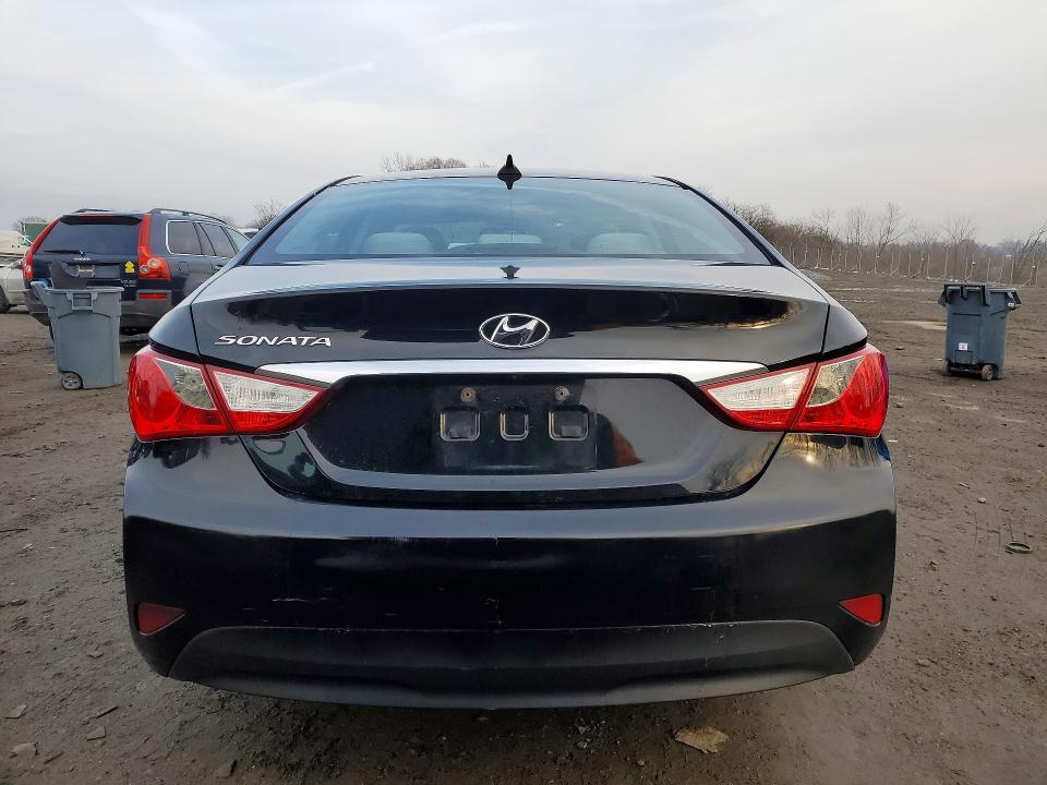 Photo 6 from auction – 2014 HYUNDAI SONATA GLS with VIN 5NPEB4AC4EH945026