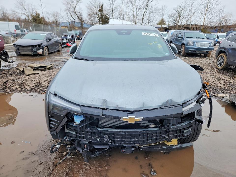 Photo 5 from auction – 2025 CHEVROLET BLAZER with VIN 3GNKDBRM9SS238219