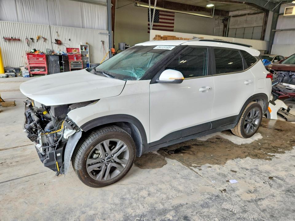 KIA SELTOS 2023 with VIN KNDEU2AA0P7377880 - Photo from auction
