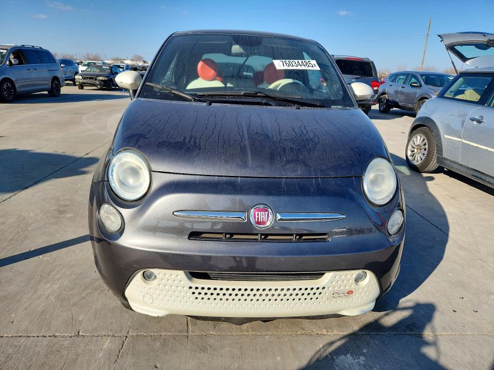 Фото 5 с аукциона – 2014 FIAT 500 ELECTR с VIN 3C3CFFGE6ET189655