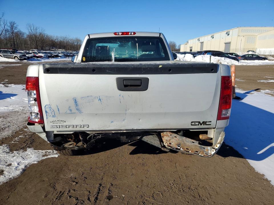 Photo 6 from auction – 2011 GMC SIERRA with VIN 1GTN1TEX1BZ401212
