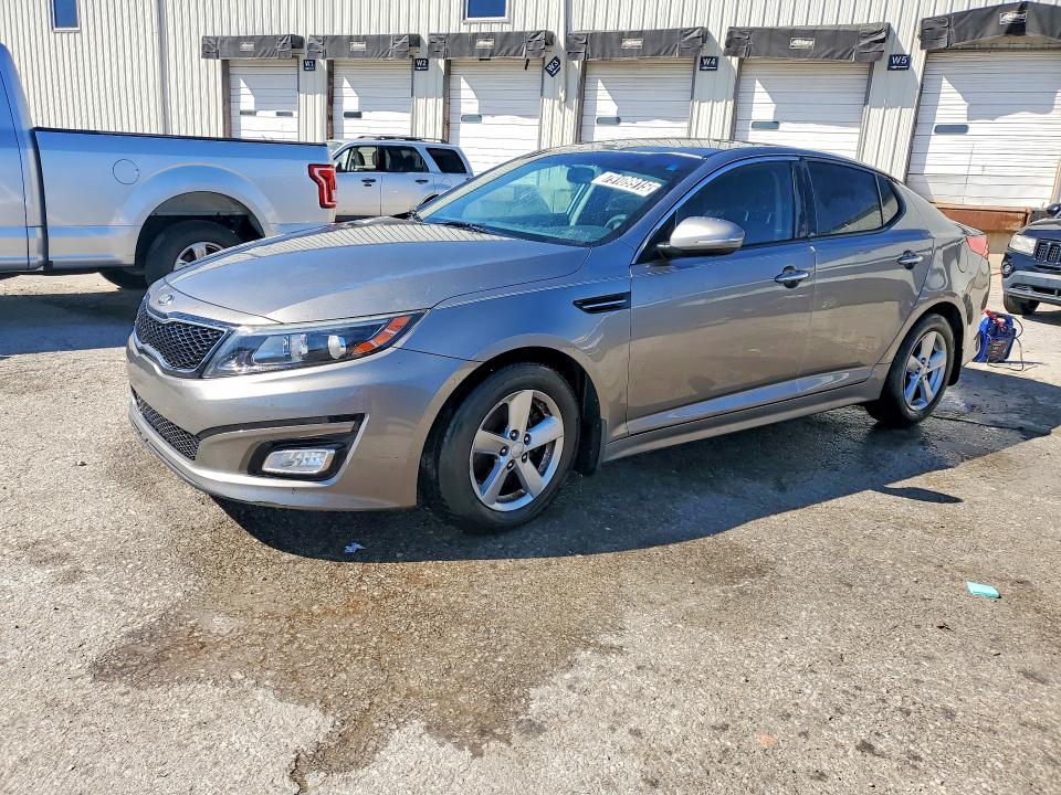KIA OPTIMA 2015 with VIN 5XXGM4A77FG468286 - Photo from auction