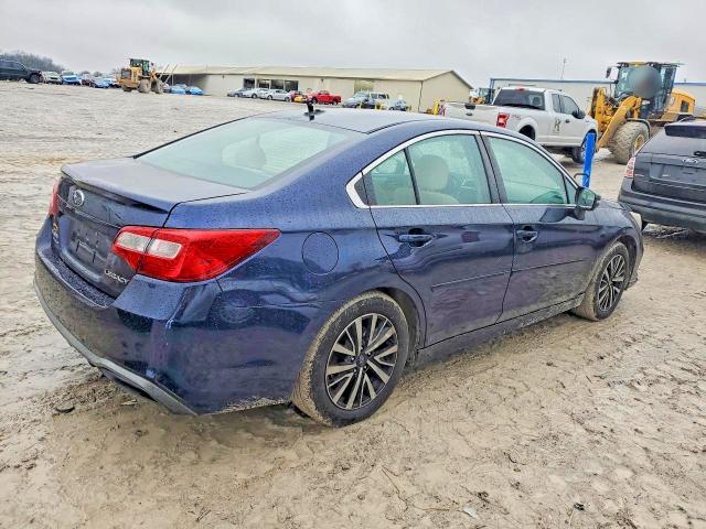 Photo 3 from auction – 2018 SUBARU LEGACY with VIN 4S3BNAF64J3023213