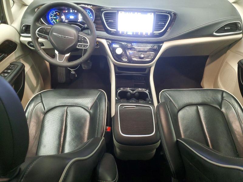 Photo 8 from auction – 2023 CHRYSLER PACIFICA with VIN 2C4RC1S70PR604162