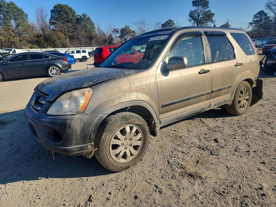 HONDA CR-V 2005 with VIN JHLRD78835C001196 - Photo from auction